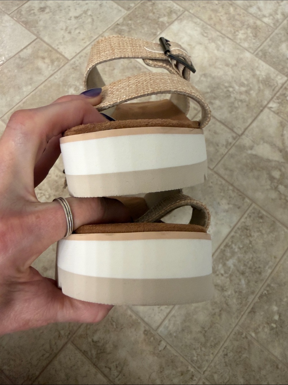 Toms Beige Tan Woven Slide Sandals - Picture 4 of 7
